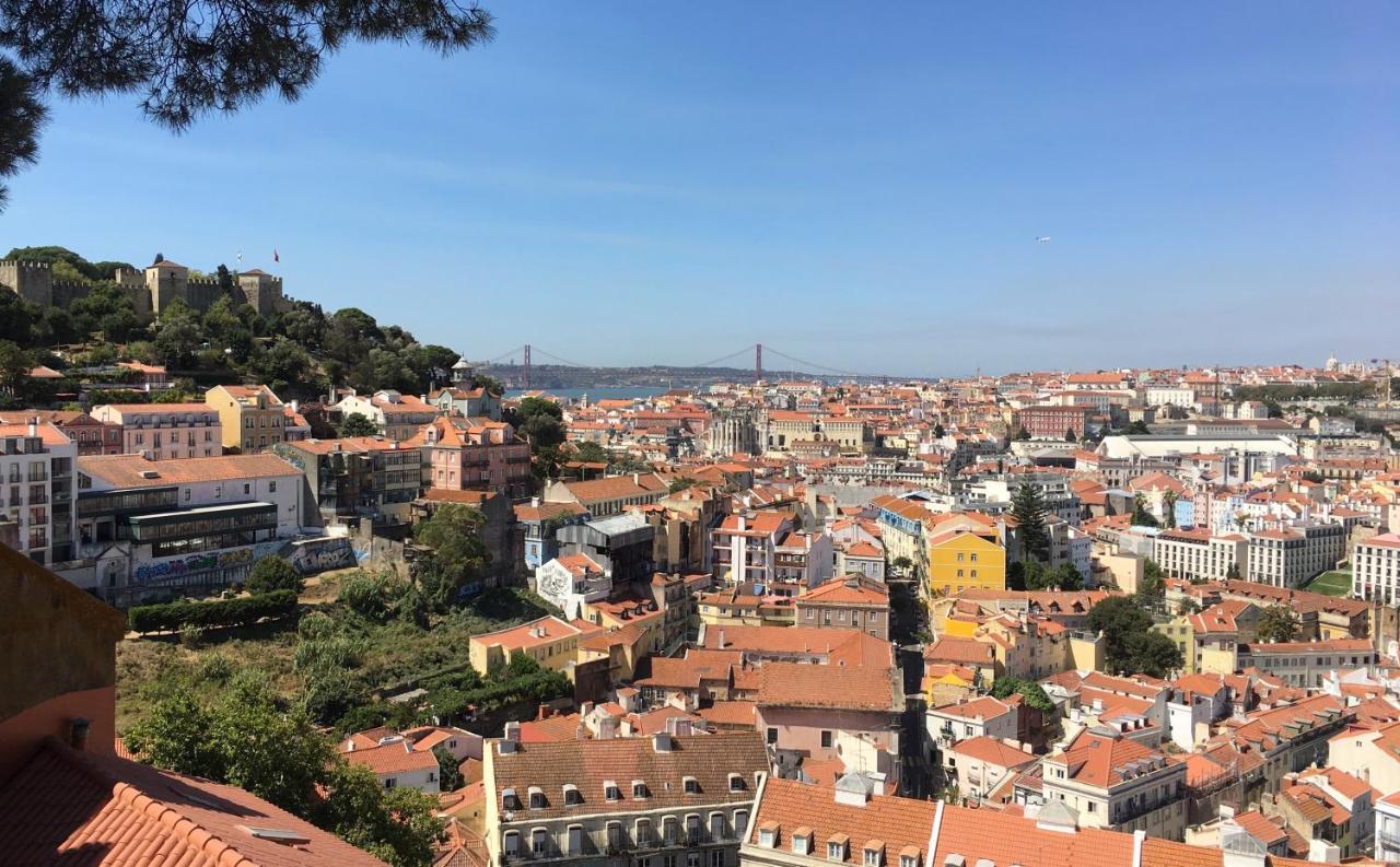 Appartamento Magnificent Flat With Spectacular Views In Graca Lisbona Esterno foto