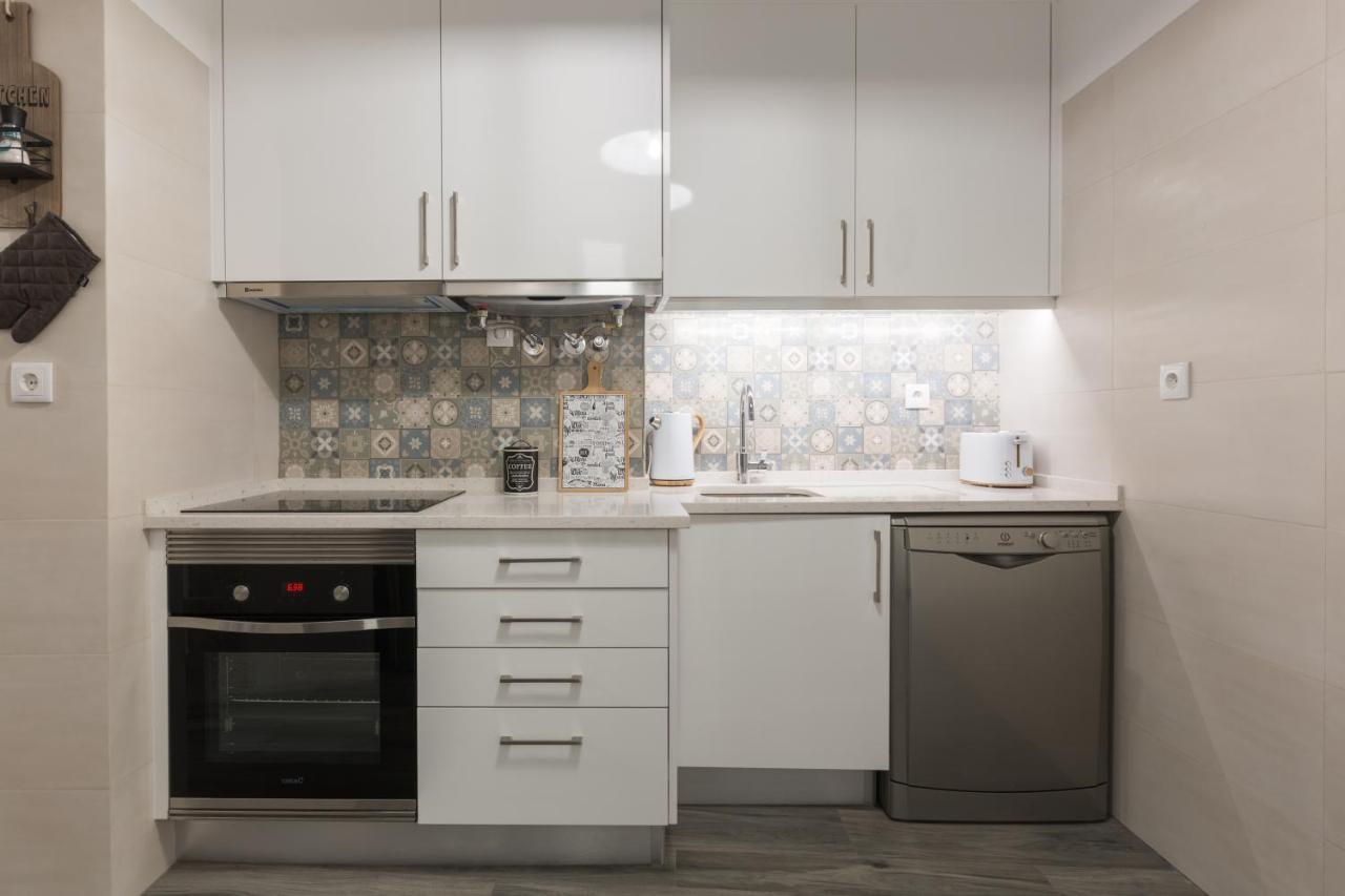 Appartamento Magnificent Flat With Spectacular Views In Graca Lisbona Esterno foto